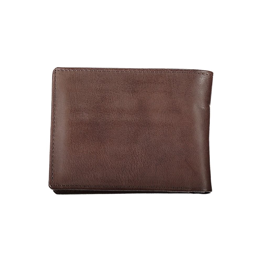 Blauer Brown Leather Wallet